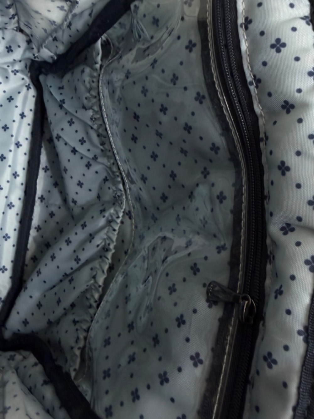 Lug Ranger Crossbody Bag - Picture 9 of 13